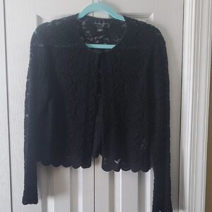 Connected apparel lace bolero jacket